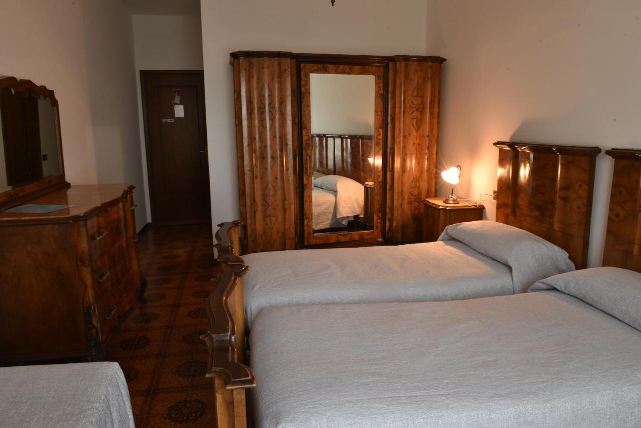 Hotel Madonna Di Luciago Армено Экстерьер фото