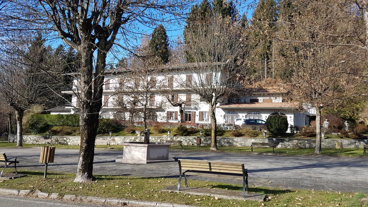 Hotel Madonna Di Luciago Армено Экстерьер фото